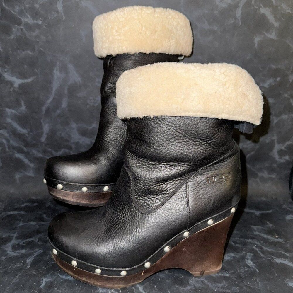 UGG Carnegie Black Nubuck Leather Wooden Wedge Heel Boots Womens Size 6